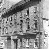 Foto ca.1950 Neustiftgasse 102, voormalig pand schaatsenmaker G.Kral&Söhne, Wenen (Oostenrijk)