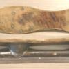 Noren met houten voetstapel schaatsenmaker N. Bjørklund, Hadeland (Noorwegen)