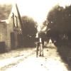 Pleun Steynis bij de smederij in Giessen-Oudkerk rond 1910-1920 (?)