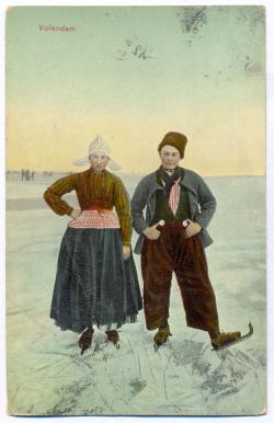 Man en vrouw op de schaats, Volendam