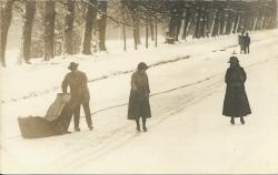 11-01-1926 - Bij Huis ten Bosch