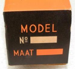 Doos G.S. Ruiter, Akkrum; voor kunstschaatsen, zijkant