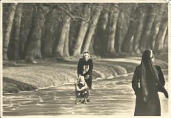 11-1-1940 - Bij Huis ten Bosch