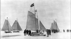 IJszeilen op de Gouwzee bij Marken