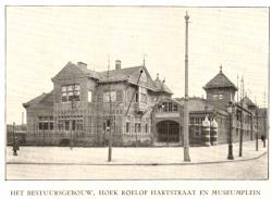 Bestuursgebouw Museumplein bij Concertgebouw hoek Roelof Hartstraat