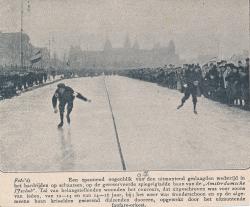 Hardrijderij Museumplein, knipsel uit tijdschrift