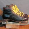 IJshockeyschaats Bladzijde catalogus 1939 schaatsenverkoper Edw. K. Tryon company Philadelphia, Pennsylvania (USA)